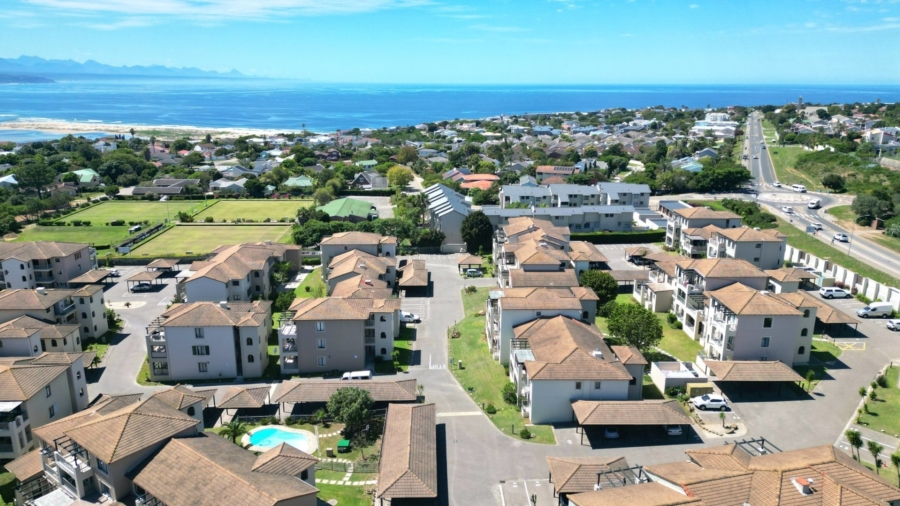To Let 2 Bedroom Property for Rent in Bowtie Western Cape